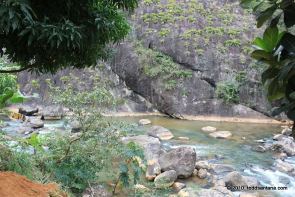 Cascadas, El Río De Santa María (1)