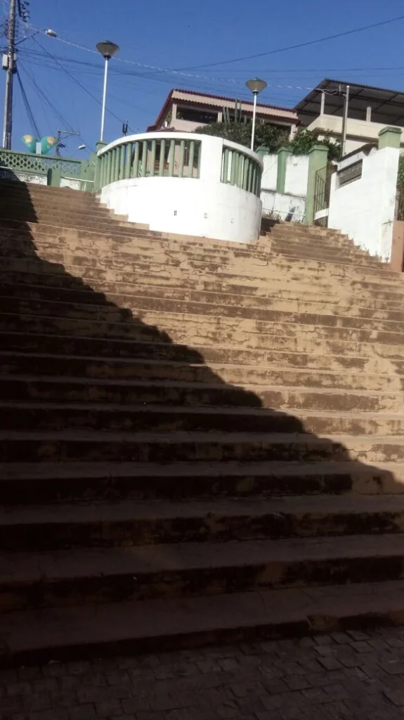 Plaza de jair Amorim (2)