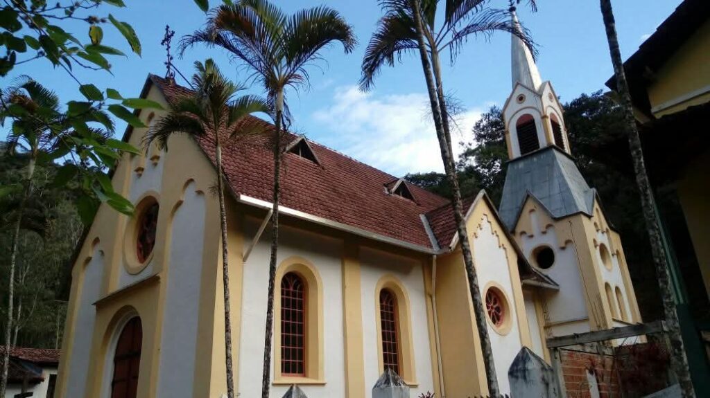 La iglesia de Tirol del sur (2)