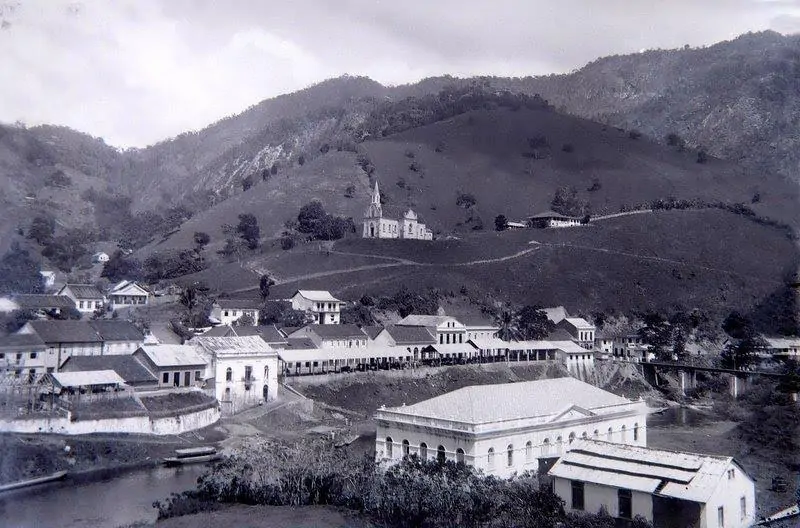La iglesia de la sagrada familia (5)